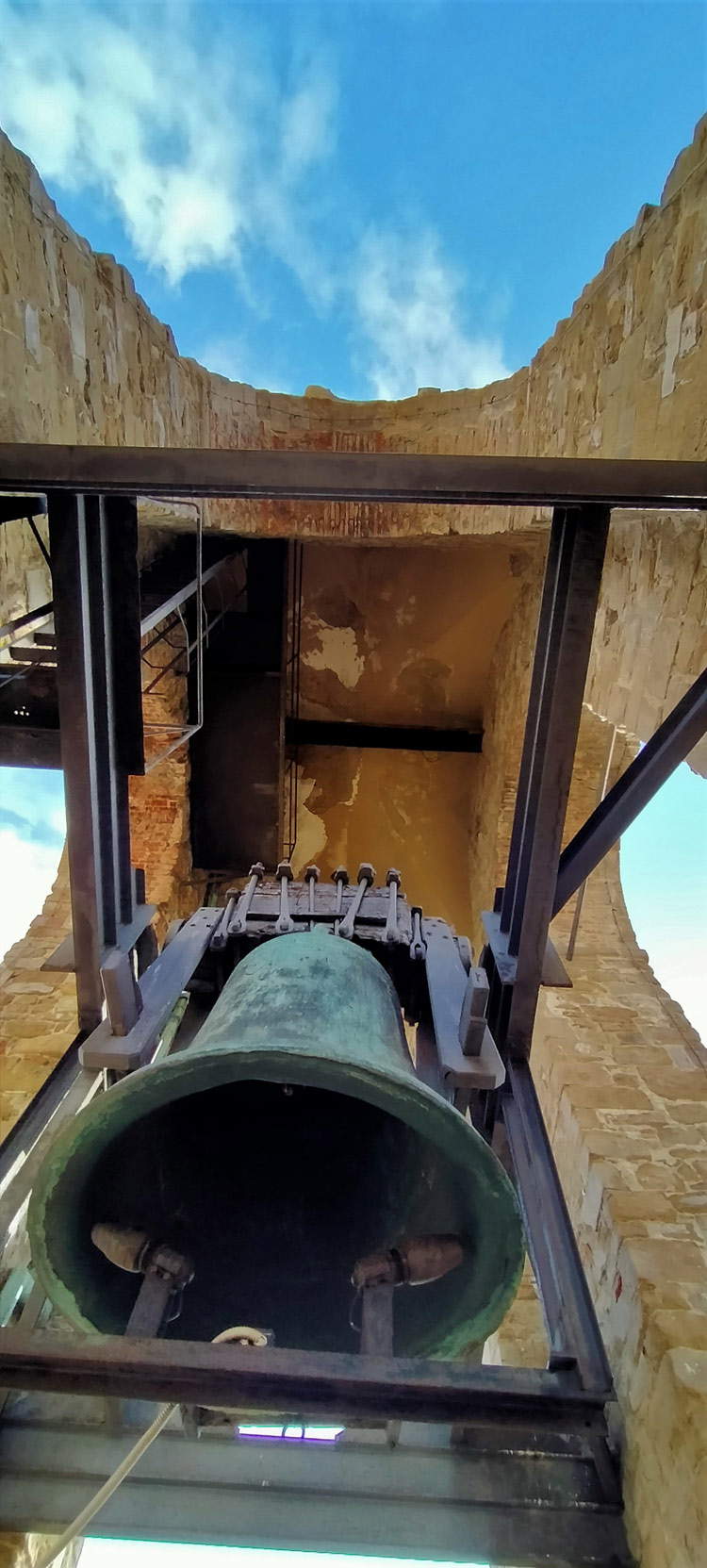 Le beffroi Le beffroi