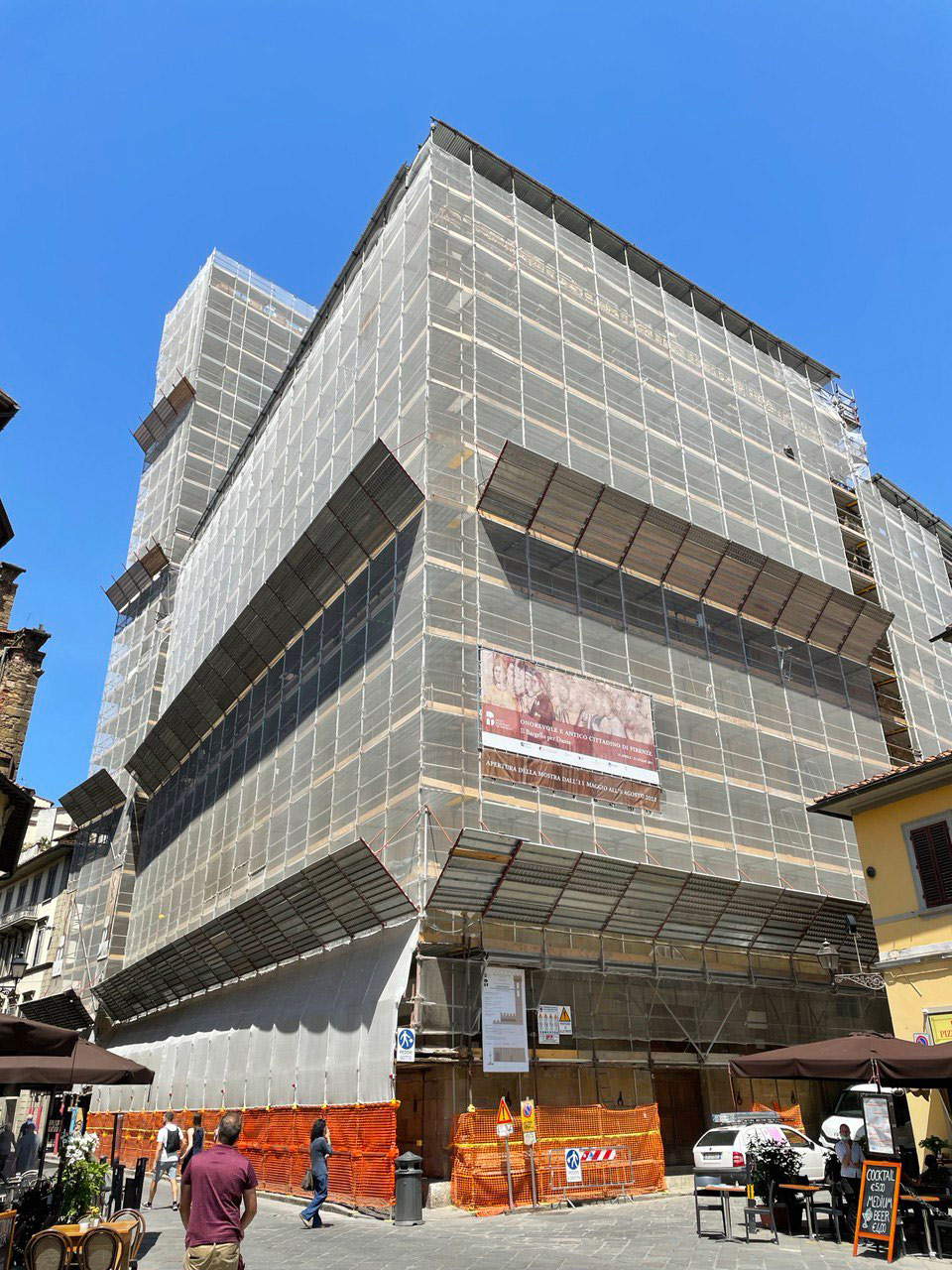 Échafaudage pendant les travaux Échafaudage pendant les travaux