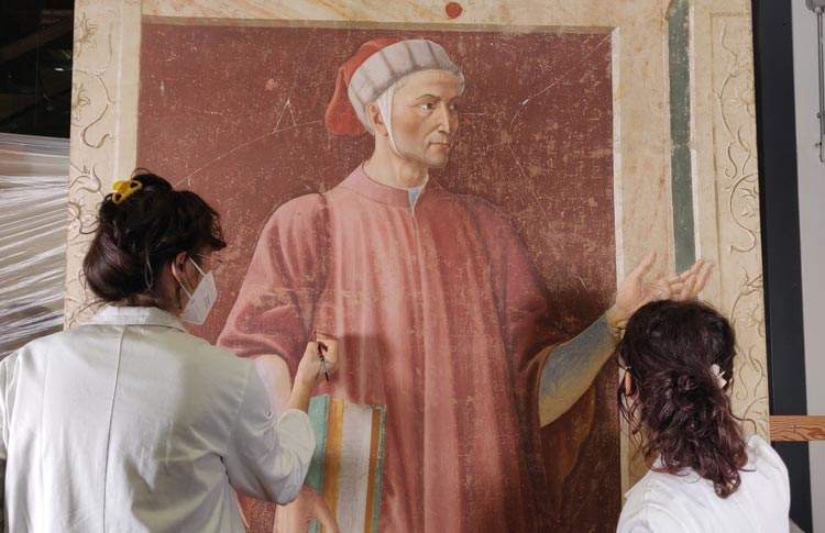 Uffizi restored the famous portrait of Dante painted by Andrea del Castagno