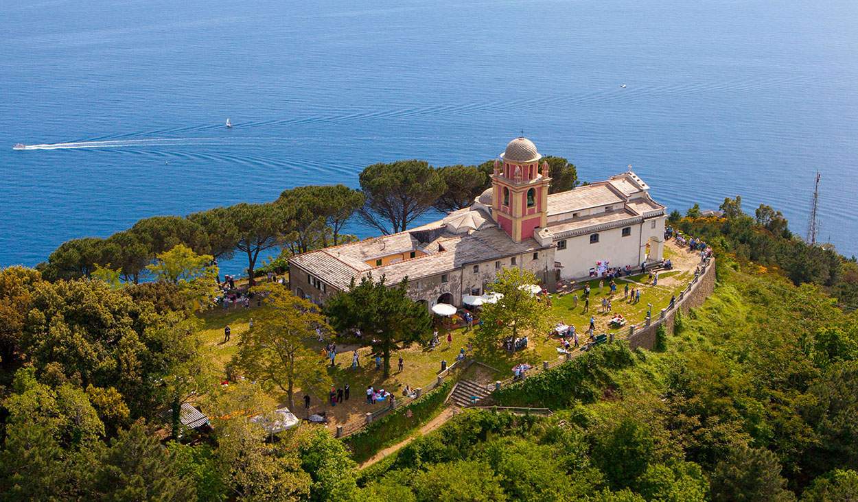 Kunst in den Cinque Terre: 10 sehenswerte Orte zwischen Riomaggiore und Monterosso al Mare 
