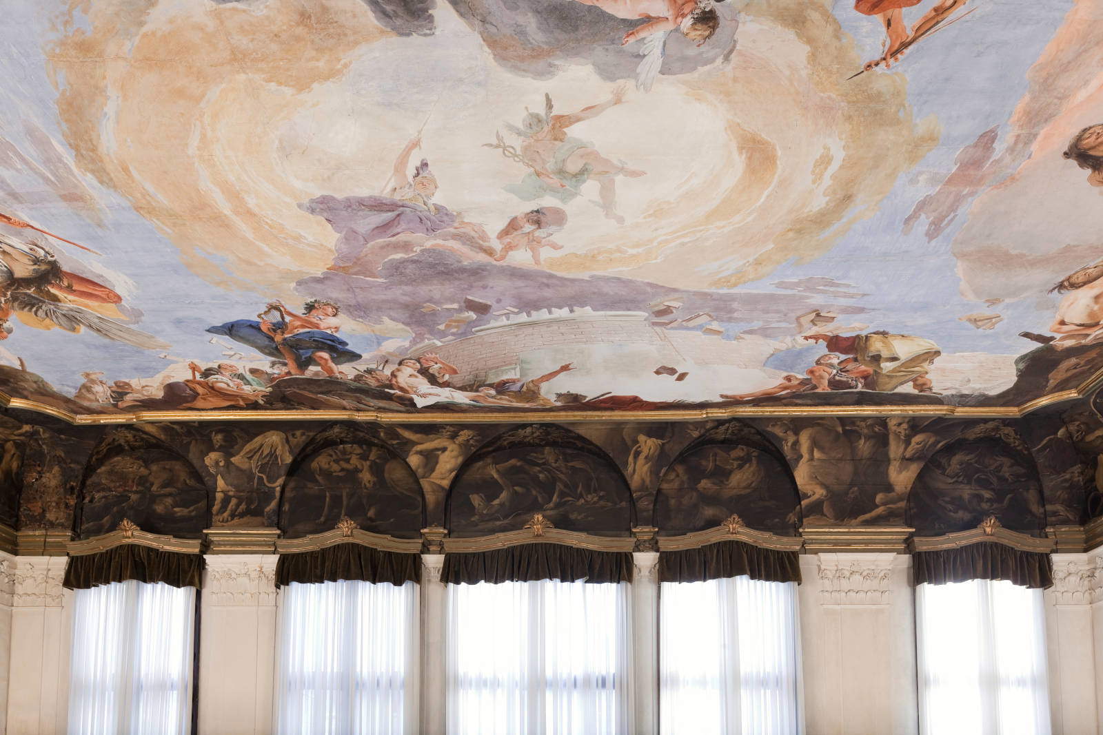 Der Salon auf dem Piano Nobile des Palazzo Sandi Der Salon auf dem Piano Nobile des Palazzo Sandi