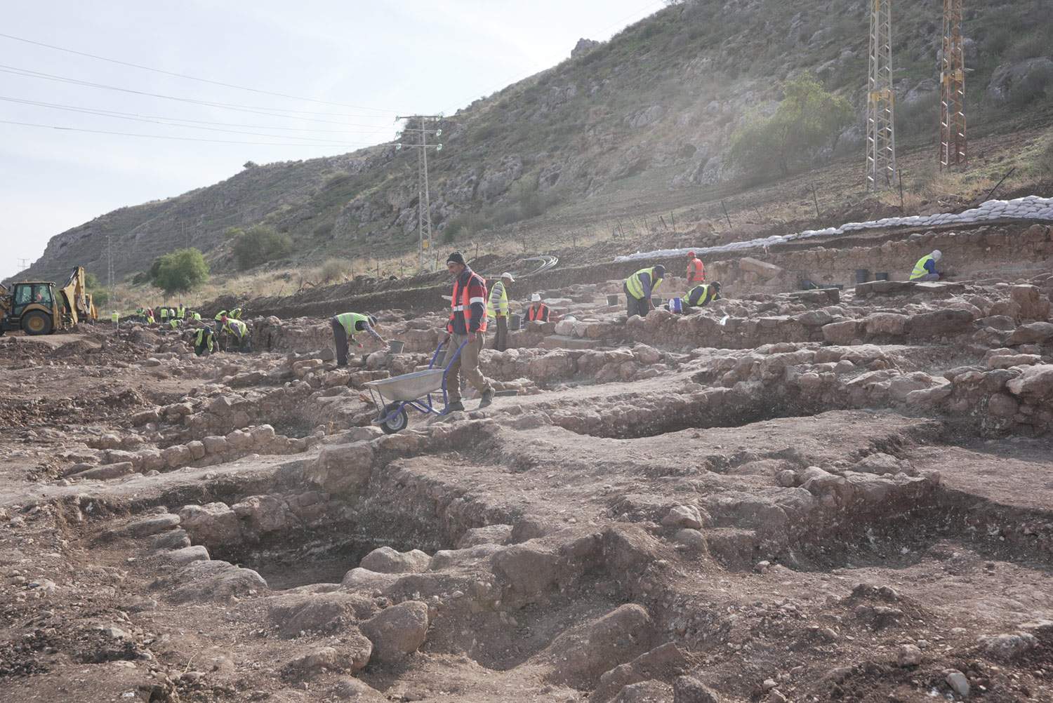 Israel, important 2,000-year-old synagogue discovered in Magdala. 