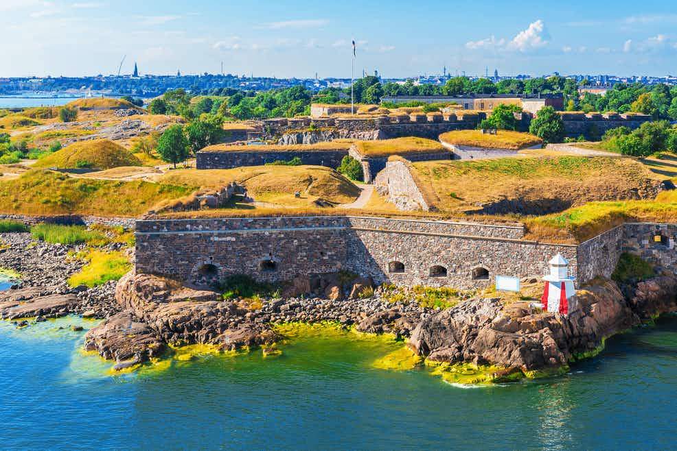 A museum--in which 800 people live. Suomenlinna Fortress in Helsinki 