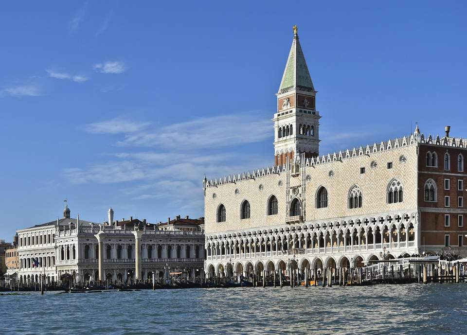 Brugnaro: “Pronti a riaprire tutti i musei di Venezia il 24 e 25 aprile”