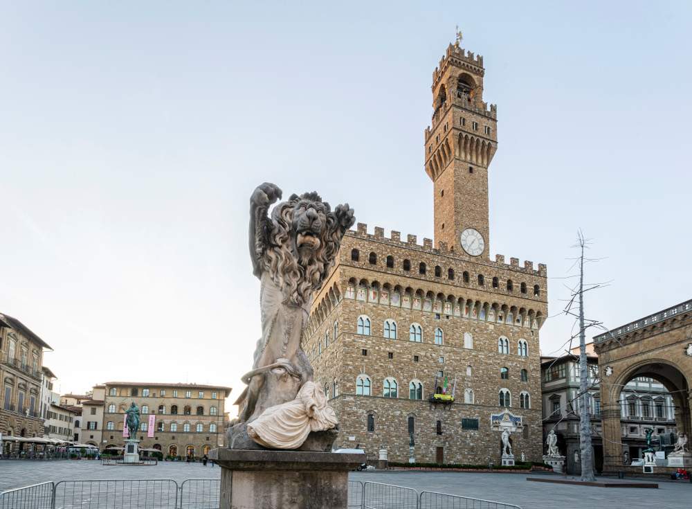 Florence, œuvre spécifique de Francesco Vezzoli pour la Piazza della Signoria 