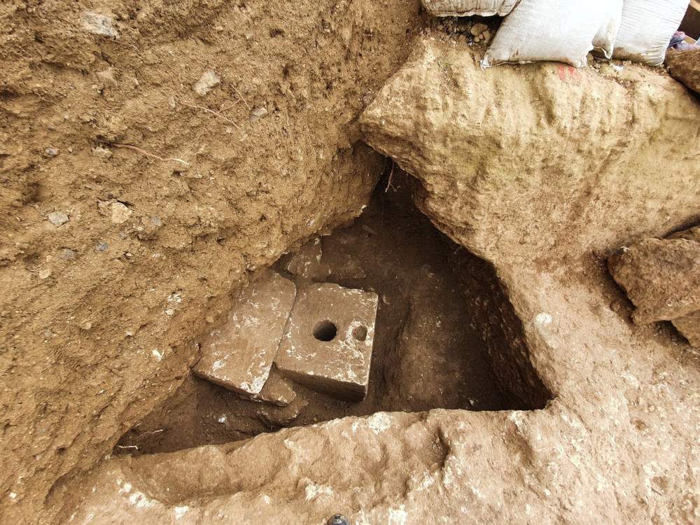Jerusalem, discovered a... Private toilet from 2,700 years ago--a rarity, it was a luxury