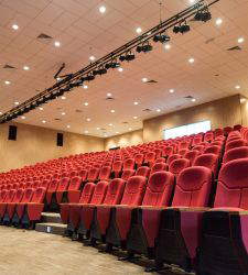 One-meter distance in museums eliminated. 100% capacity in theaters and cinemas, and reopened nightclubs