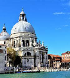 Five spectacular churches to see for free in Venice 