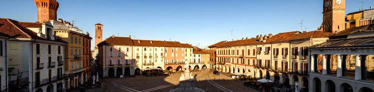 Vercelli turrita: eine Reise durch die alten Türme der piemontesischen Stadt