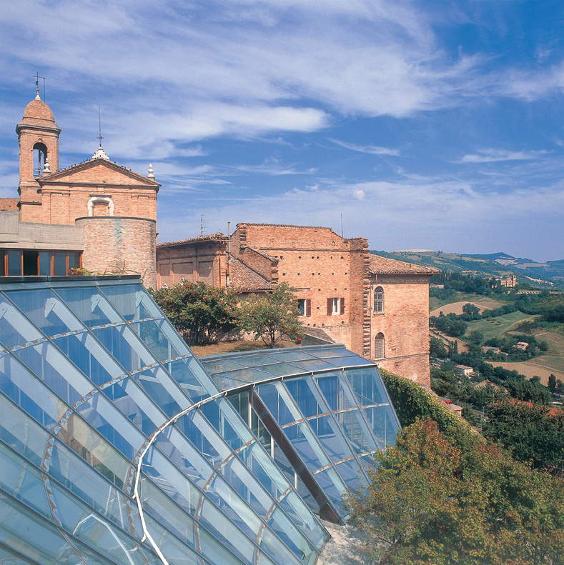 Facoltà di Magistero, Giancarlo De Carlo (Urbino). Foto Fondazione Cà Romanino Facoltà di Magistero, Giancarlo De Carlo (Urbino). Foto Fondazione Cà Romanino