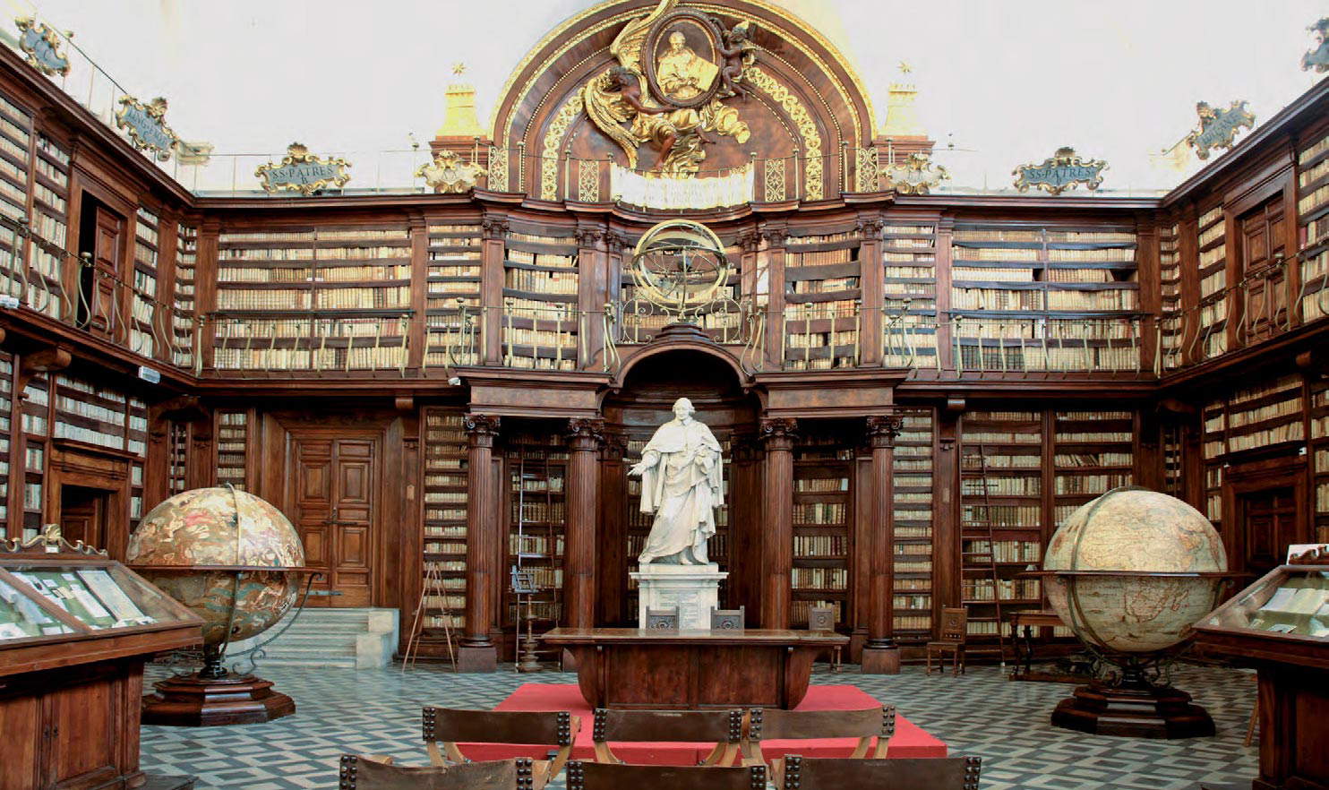 Der Monumentalsaal des Casanatense Der Monumentalsaal des Casanatense