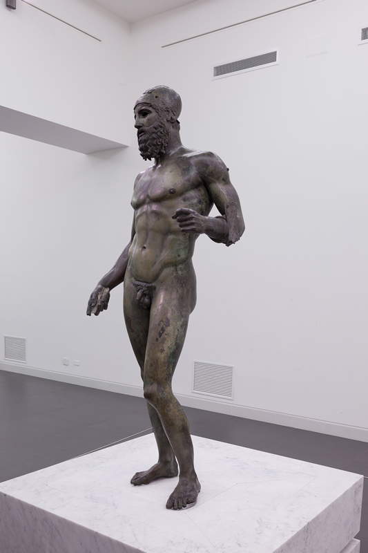 Il Bronzo B. Foto Museo Archeologico Nazionale di Reggio Calabria Il Bronzo B. Foto Museo Archeologico Nazionale di Reggio Calabria