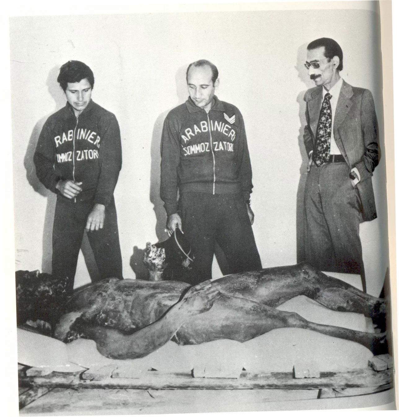 Il recupero dei Bronzi di Riace Il recupero dei Bronzi di Riace