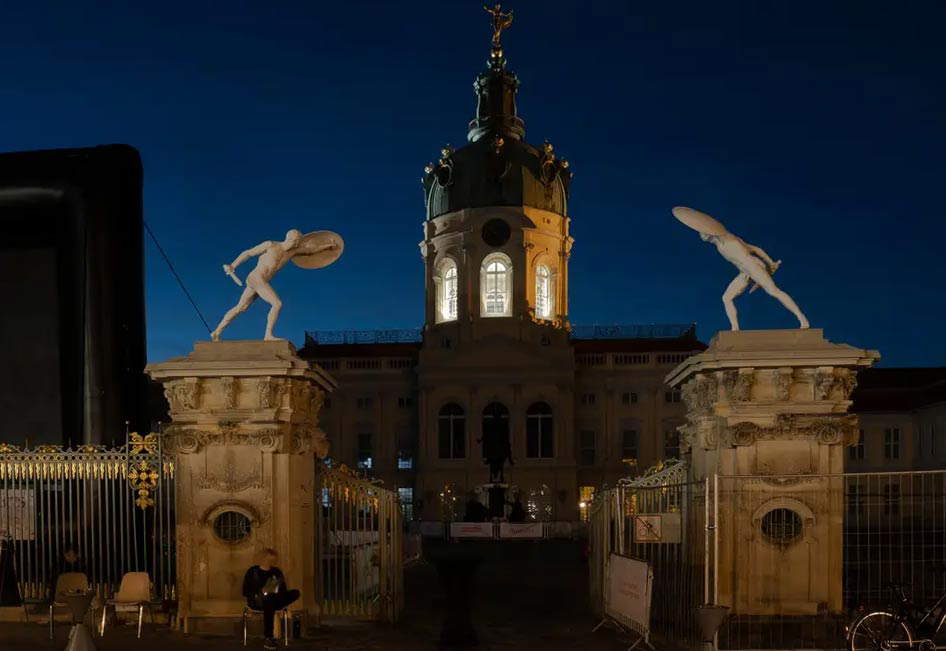 Berlino, luci spente al Castello di Charlottenburg