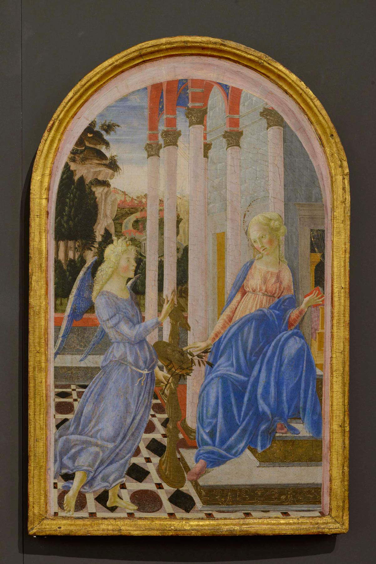 Francesco di Giorgio Martini und Mitarbeiter, Verkündigung (um 1470; Tempera auf Tafel, 73,5 x 48 cm; Siena, Pinacoteca Nazionale, Inv. 277) Francesco di Giorgio Martini und Mitarbeiter, Verkündigung (um 1470; Tempera auf Tafel, 73,5 x 48 cm; Siena, Pinacoteca Nazionale, Inv. 277)