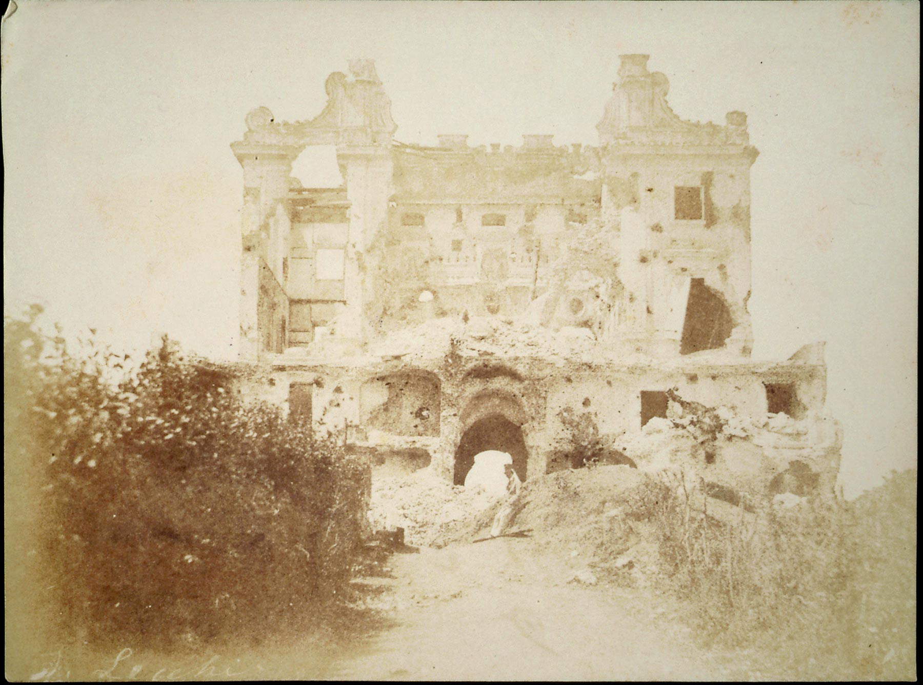 Stefano Lecchi, Il Casino dei Quattro Venti (1849; carta salata da calotipo, 163 x 222 mm; Roma, Biblioteca di Storia Moderna e Contemporanea)