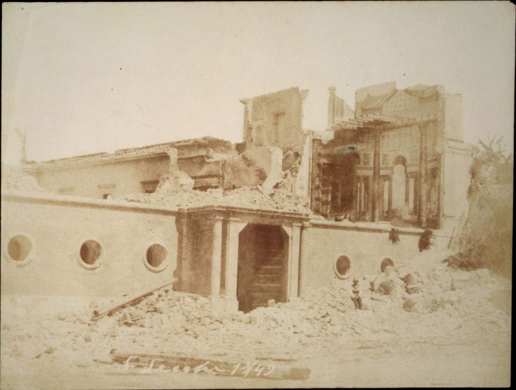 Stefano Lecchi, Aranciera di Villa Borghese (1849; carta salata da calotipo, 164 x 224 mm; Roma, Biblioteca di Storia Moderna e Contemporanea)