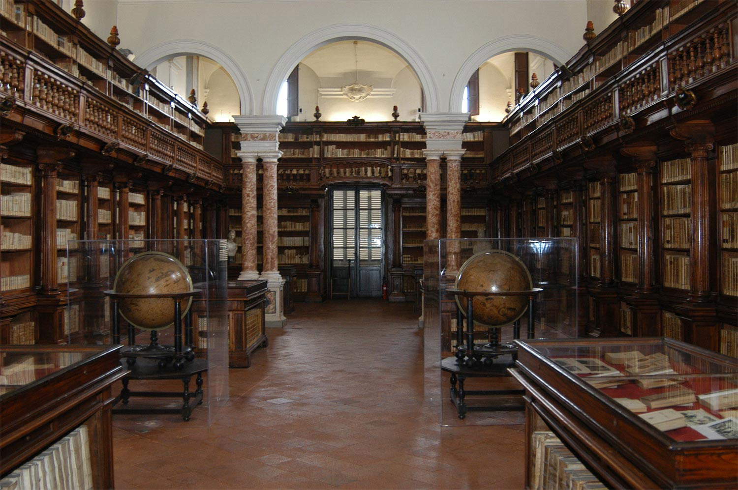 Biblioteca Statale di Lucca Biblioteca Statale di Lucca