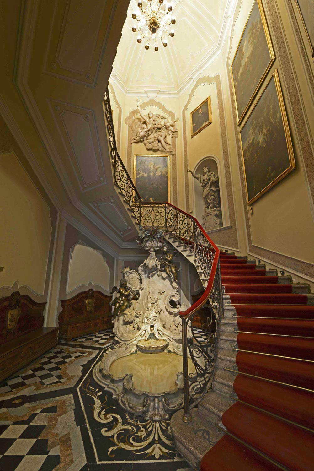 Museum Poldi Pezzoli, die Monumentaltreppe