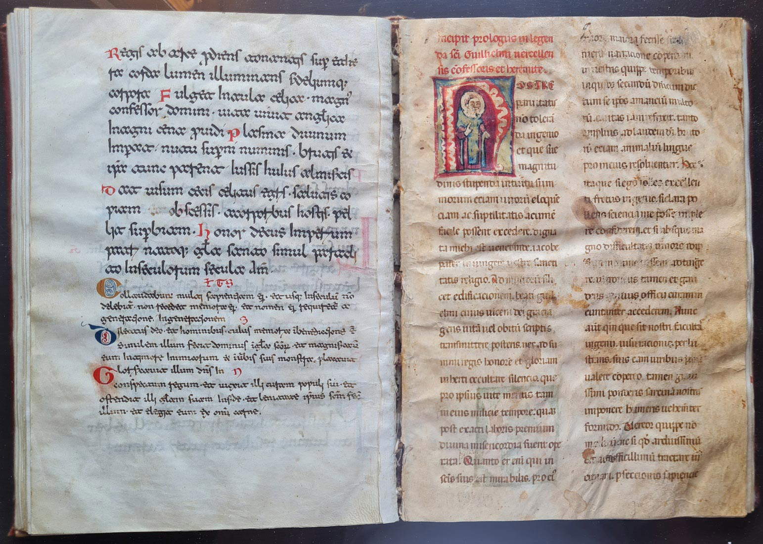 Fine del manoscritto in scrittura beneventana e inizio del manoscritto in scrittura gotica Fine del manoscritto in scrittura beneventana e inizio del manoscritto in scrittura gotica
