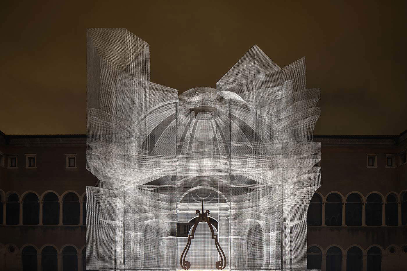 Edoardo Tresoldi, Sacral (2016; rete metallica; Ravenna, MAR - Museo d'Arte della Città di Ravenna) Edoardo Tresoldi, Sacral (2016; rete metallica; Ravenna, MAR - Museo d'Arte della Città di Ravenna)