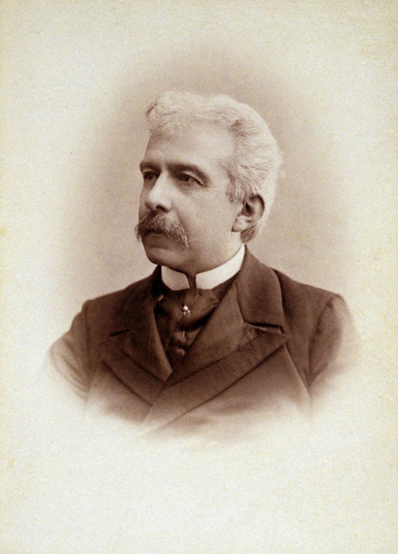 Antonio Fogazzaro en 1900 Antonio Fogazzaro en 1900