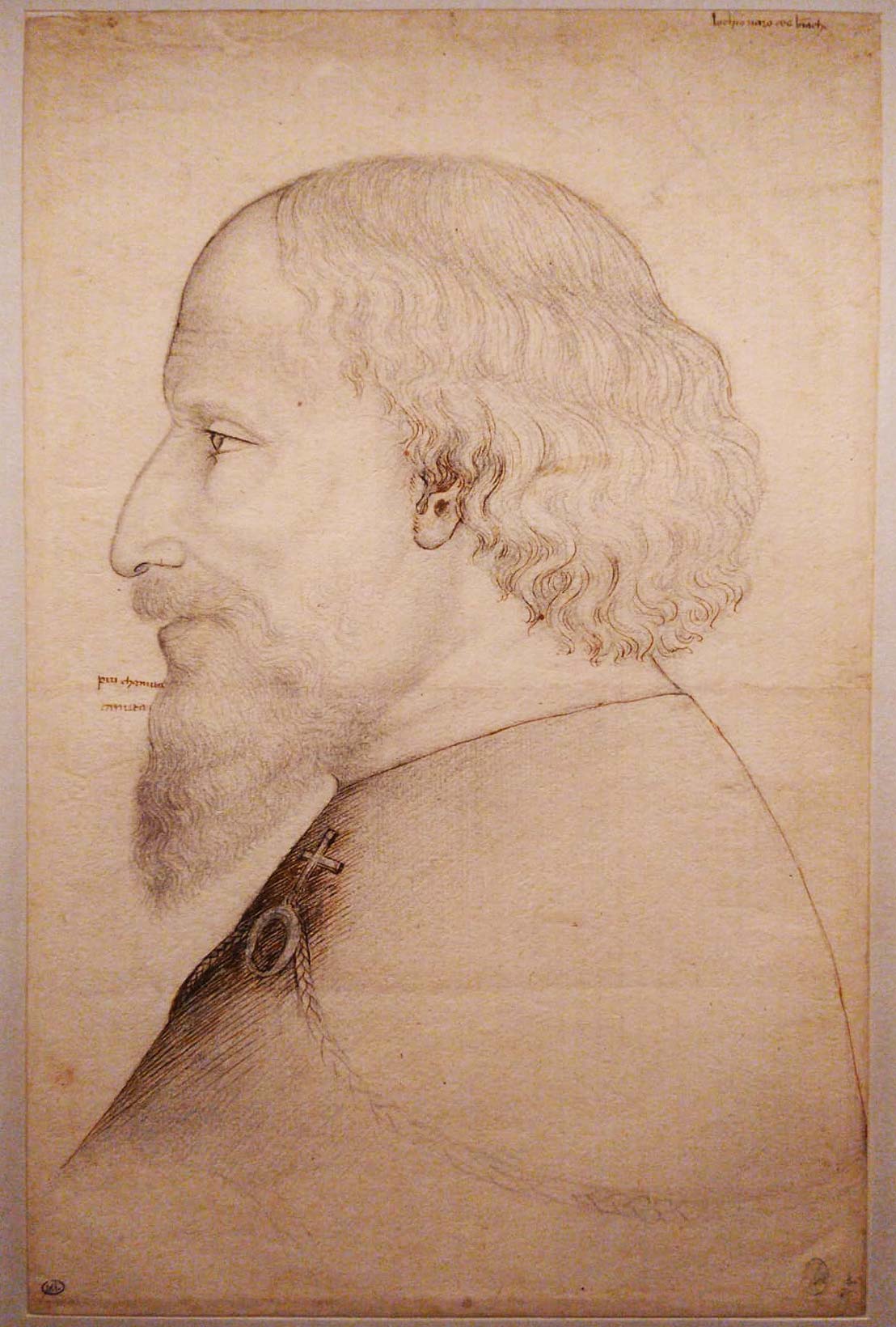 Pisanello, Profilo dell'imperatore Sigismondo di Lussemburgo (1432-1433; matita nera, penna e inchiostro bruno su carta, 333 x 211 mm; Parigi, Louvre, Département des Arts graphiques, inv. 2339) Pisanello, Profilo dell'imperatore Sigismondo di Lussemburgo (1432-1433; matita nera, penna e inchiostro bruno su carta, 333 x 211 mm; Parigi, Louvre, Département des Arts graphiques, inv. 2339)