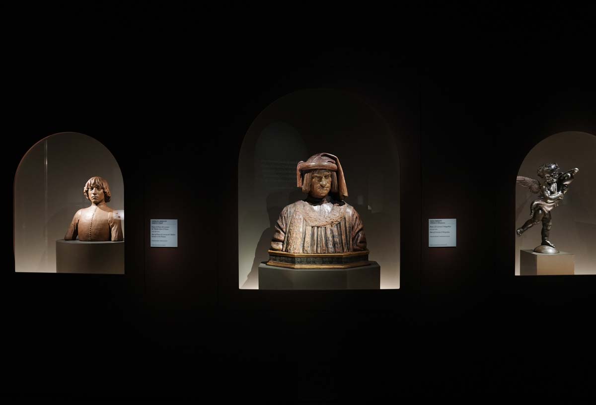 Allestimenti della mostra Dai Medici ai Rothschild. Mecenati, collezionisti, filantropi Allestimenti della mostra Dai Medici ai Rothschild. Mecenati, collezionisti, filantropi