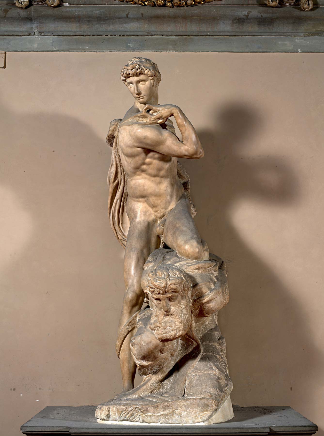 Michelangelo Buonarroti, Genius des Sieges (um 1532-1534; Marmor, Höhe 261 cm; Florenz, Palazzo Vecchio) Michelangelo Buonarroti, Genius des Sieges (um 1532-1534; Marmor, Höhe 261 cm; Florenz, Palazzo Vecchio)