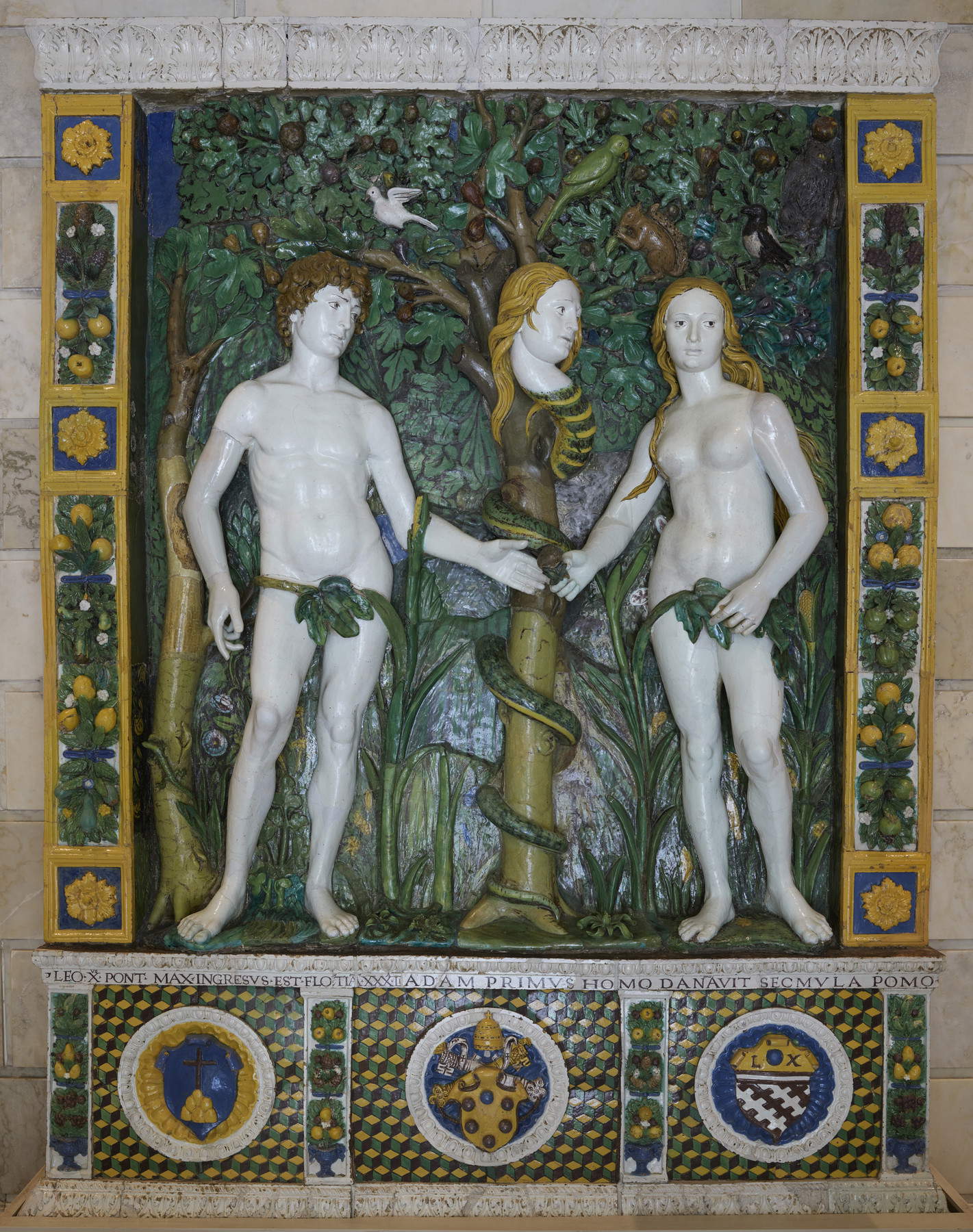 Giovanni della Robbia y taller, Adán y Eva (c. 1515; terracota vidriada, 279,5 x 212 cm; Baltimore, Walters Art Museum) Giovanni della Robbia y taller, Adán y Eva (c. 1515; terracota vidriada, 279,5 x 212 cm; Baltimore, Walters Art Museum)