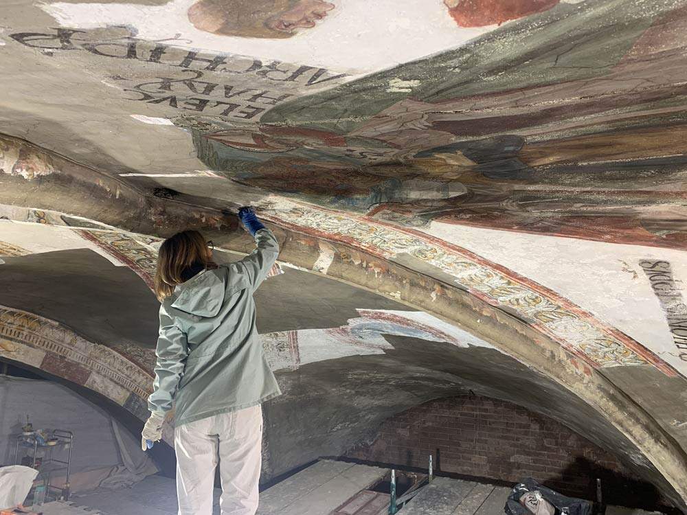 Pavia, 15th century frescoes return to view at San Michele Maggiore after centuries