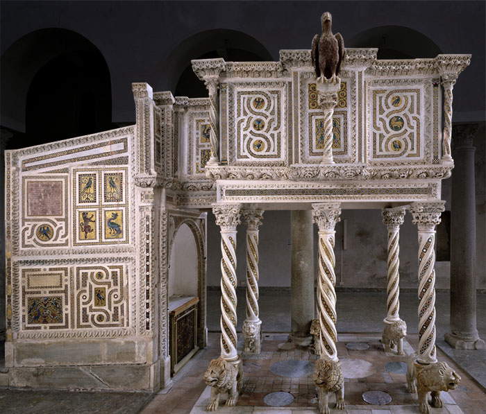 L'un des deux ambons de la cathédrale de Ravello