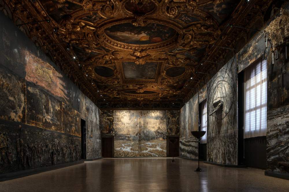 Venise, l'art contemporain entre au Palais des Doges avec un cycle de peintures d'Anselm Kiefer