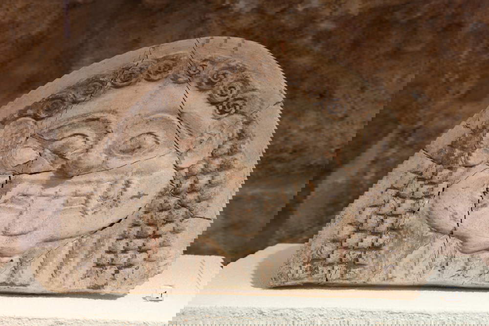 Antefix mit dem Kopf der Gorgone (letzte dreißig Jahre des 6. Jahrhunderts v. Chr.; Terrakotta; Gioia del Colle, Archäologisches Nationalmuseum)