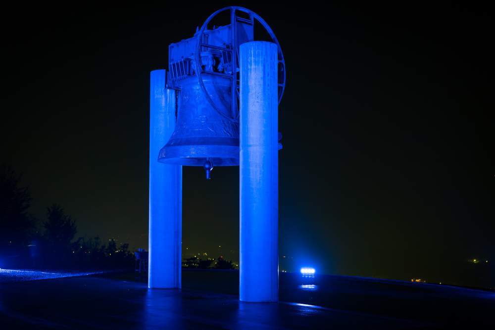 In Rovereto, culture lights up for three days in blue for peace 