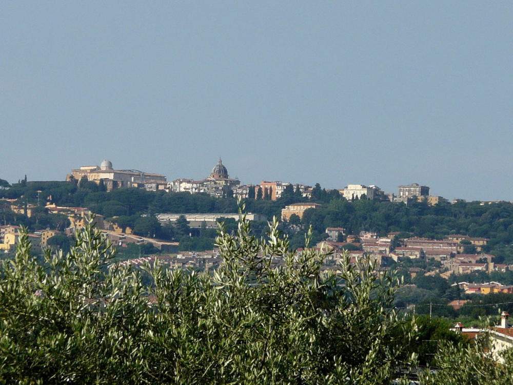 Le train des villas papales reprend, du Vatican à Castel Gandolfo et Albano Laziale. 