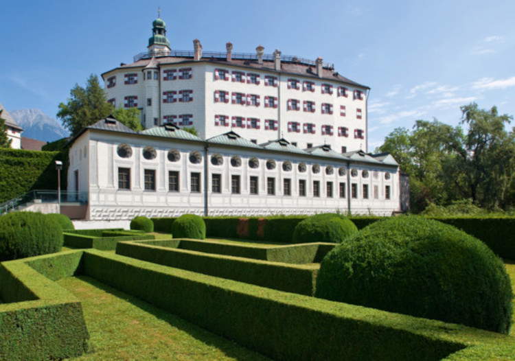 Il Castello di Ambras. Credit Innsbruck Tourismus. Foto di Christof Lackner