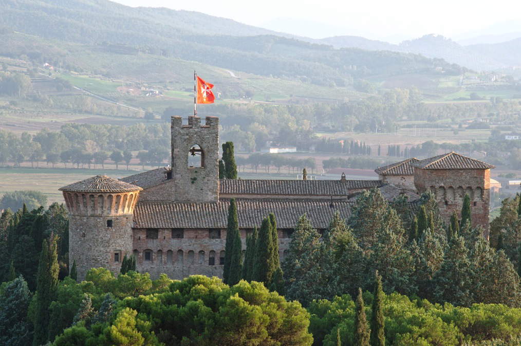 Das Schloss von Magione. Foto Strada del Vino del Trasimeno Das Schloss von Magione. Foto Strada del Vino del Trasimeno