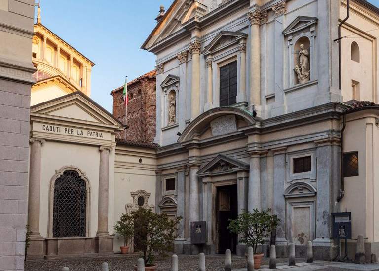 À Novara, la restauration d'une église révèle d'anciennes fresques 