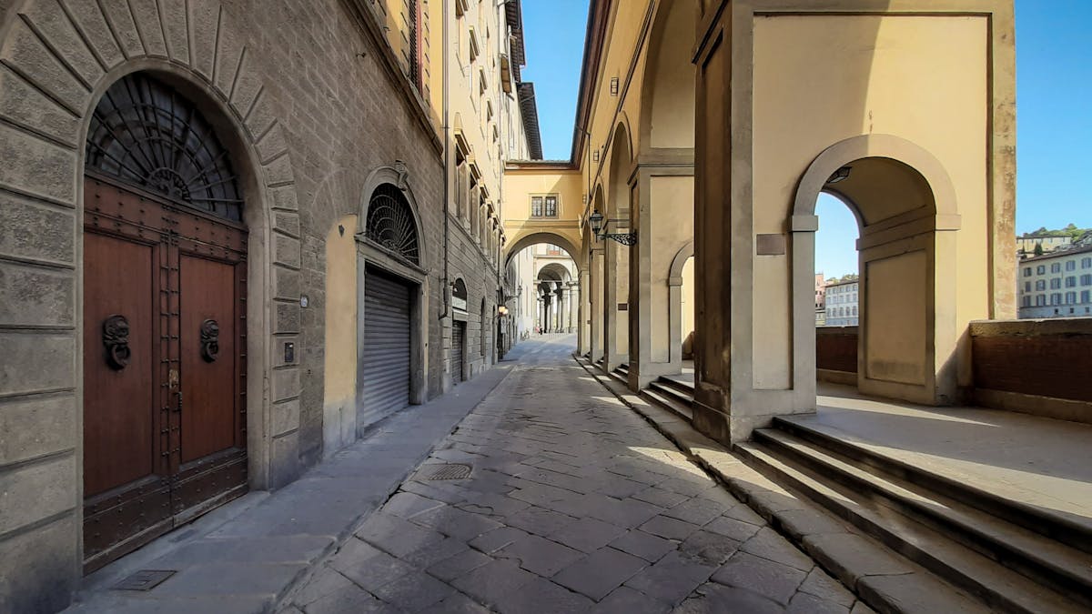 Vasari Corridor, section on the riverfront. Photo: uffizi.it
