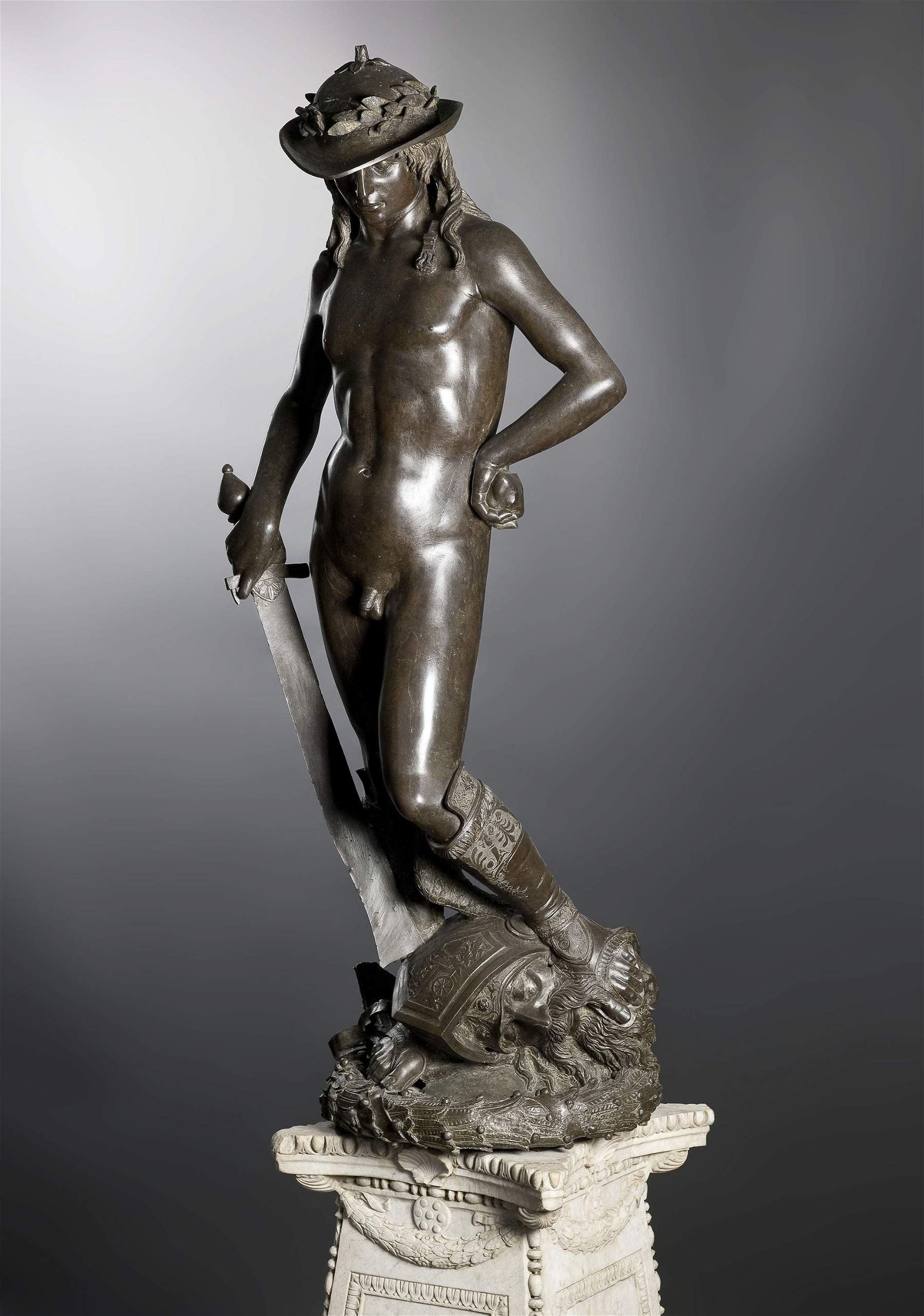 Donatello, the first Renaissance sculptor. Life, style, major works 