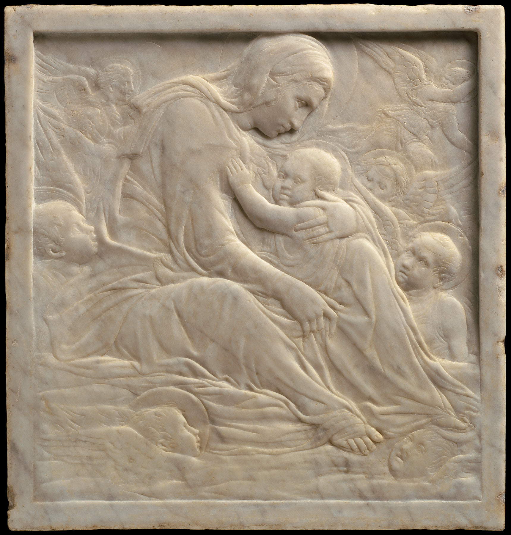 Donatello, Madonna col Bambino detta Madonna delle nuvole (1425-1430 circa; marmo, 33,1 × 32 cm; Boston, Museum of Fine Arts, inv. 17.1470) Donatello, Madonna col Bambino detta Madonna delle nuvole (1425-1430 circa; marmo, 33,1 × 32 cm; Boston, Museum of Fine Arts, inv. 17.1470)