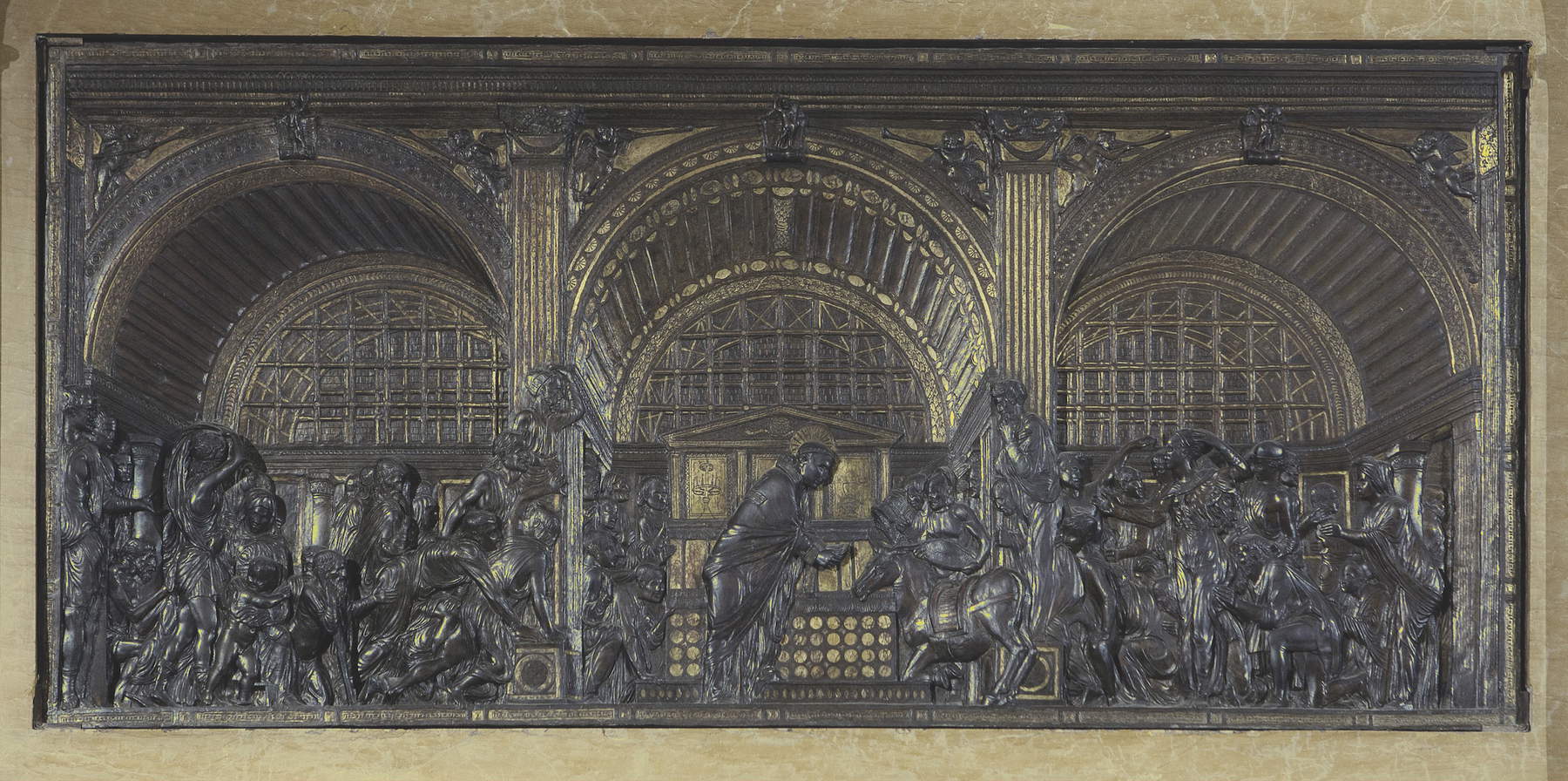 Donatello, Miracolo della mula (1446-1449 circa; bronzo parzialmente dorato, 57 x 123 cm; Padova, Basilica di Sant’Antonio, Altare del Santo Foto di Nicola Bianchi /Archivio Fotografico Messaggero di sant’Antonio) Donatello, Miracolo della mula (1446-1449 circa; bronzo parzialmente dorato, 57 x 123 cm; Padova, Basilica di Sant’Antonio, Altare del Santo Foto di Nicola Bianchi /Archivio Fotografico Messaggero di sant’Antonio)