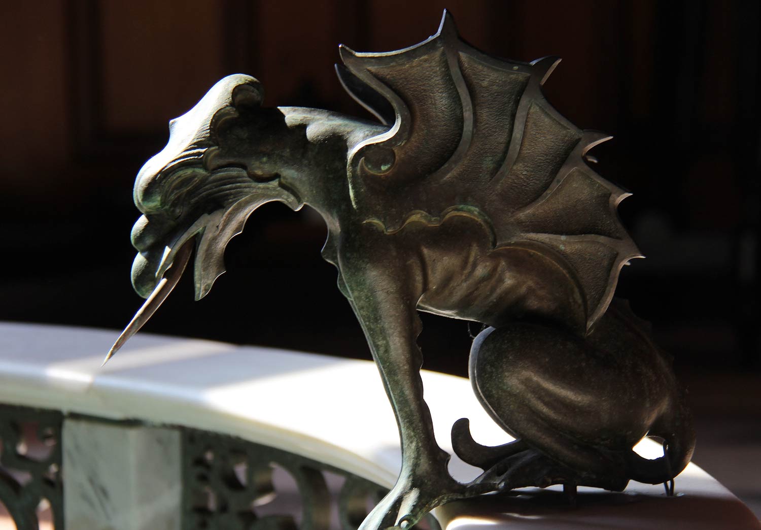 Artiste inconnu, Dragon (1856-1860 ; bronze ; Trieste, Castello di Miramare) Artiste inconnu, Dragon (1856-1860 ; bronze ; Trieste, Castello di Miramare)