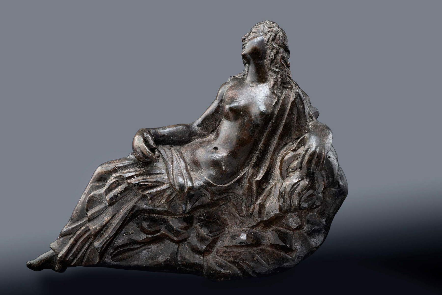 Lámpara de mesilla con ninfa