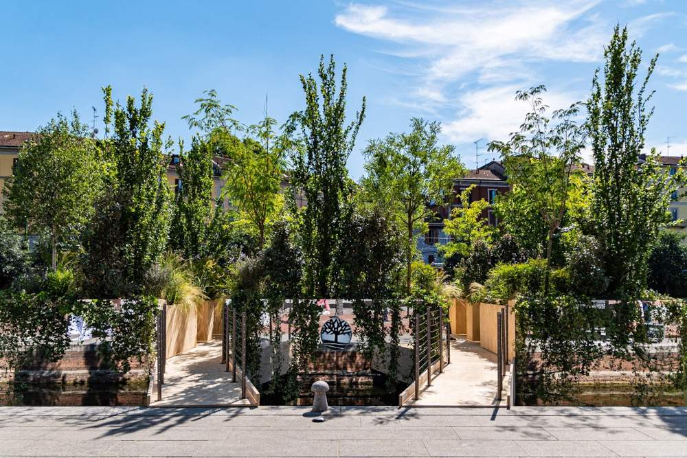 Milan, Stefano Boeri's floating multisensory forest in the Dock inaugurated 