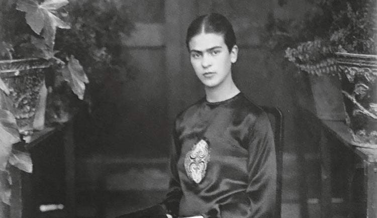 Ancône, une grande exposition sur les photographes qui ont représenté Frida Kahlo 