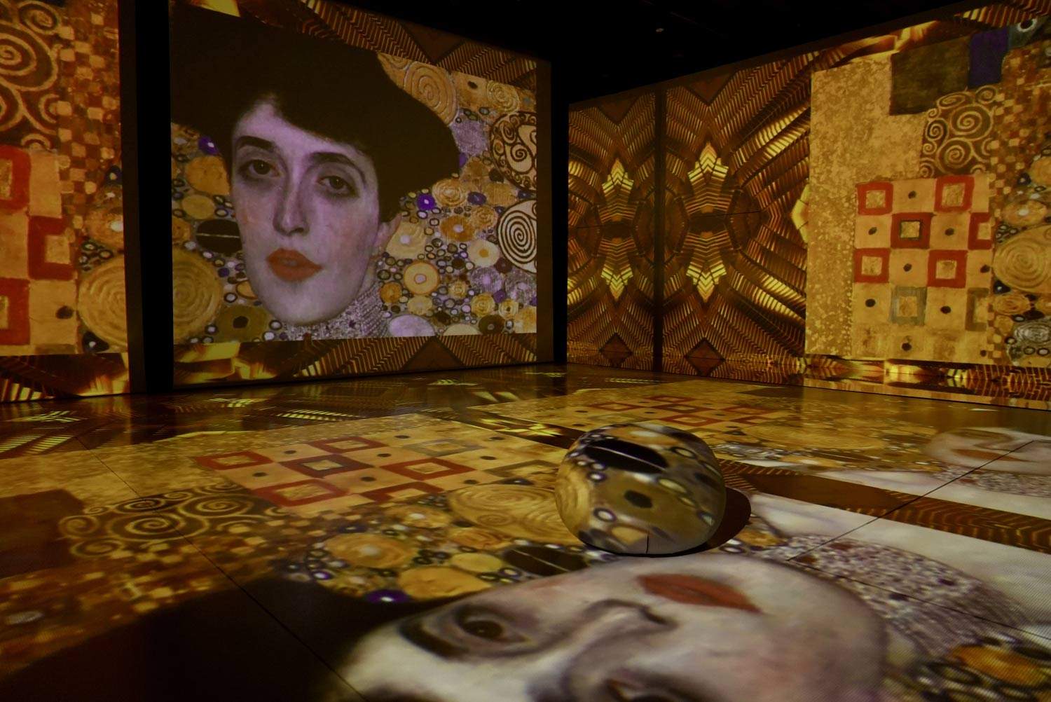 Gorizia, an immersive, multisensory exhibition on Gustav Klimt at EmotionHall
