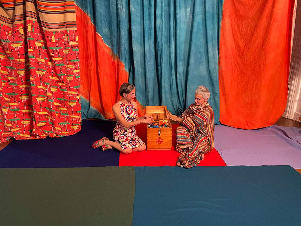 À Plaisance, deux artistes contemporains célèbrent Sonia Delaunay et sa robe-manifeste.