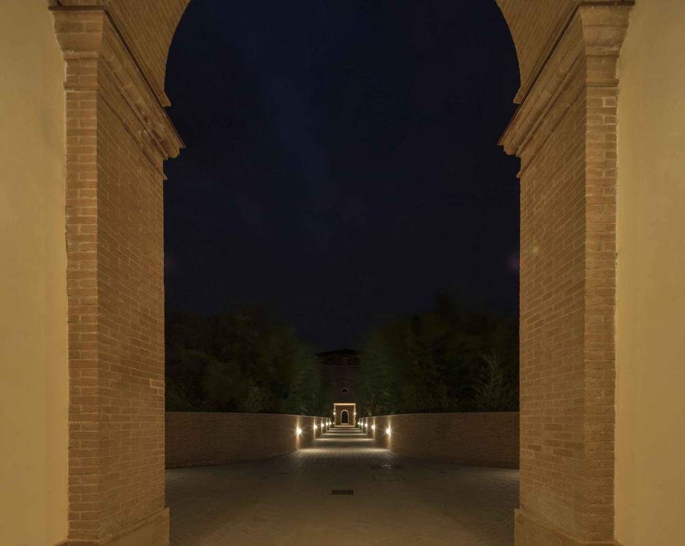 Le Labirinto della Masone ouvre pour la première fois la nuit pour un spectacle mythologique